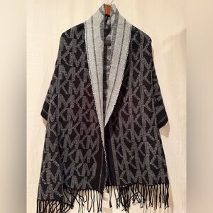 NWT Michael Kors Black Gray Logo Jacquard Large Shawl Scarf w.Fringe - One Size